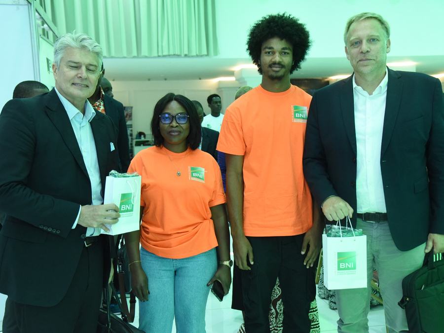 Remise de documentation